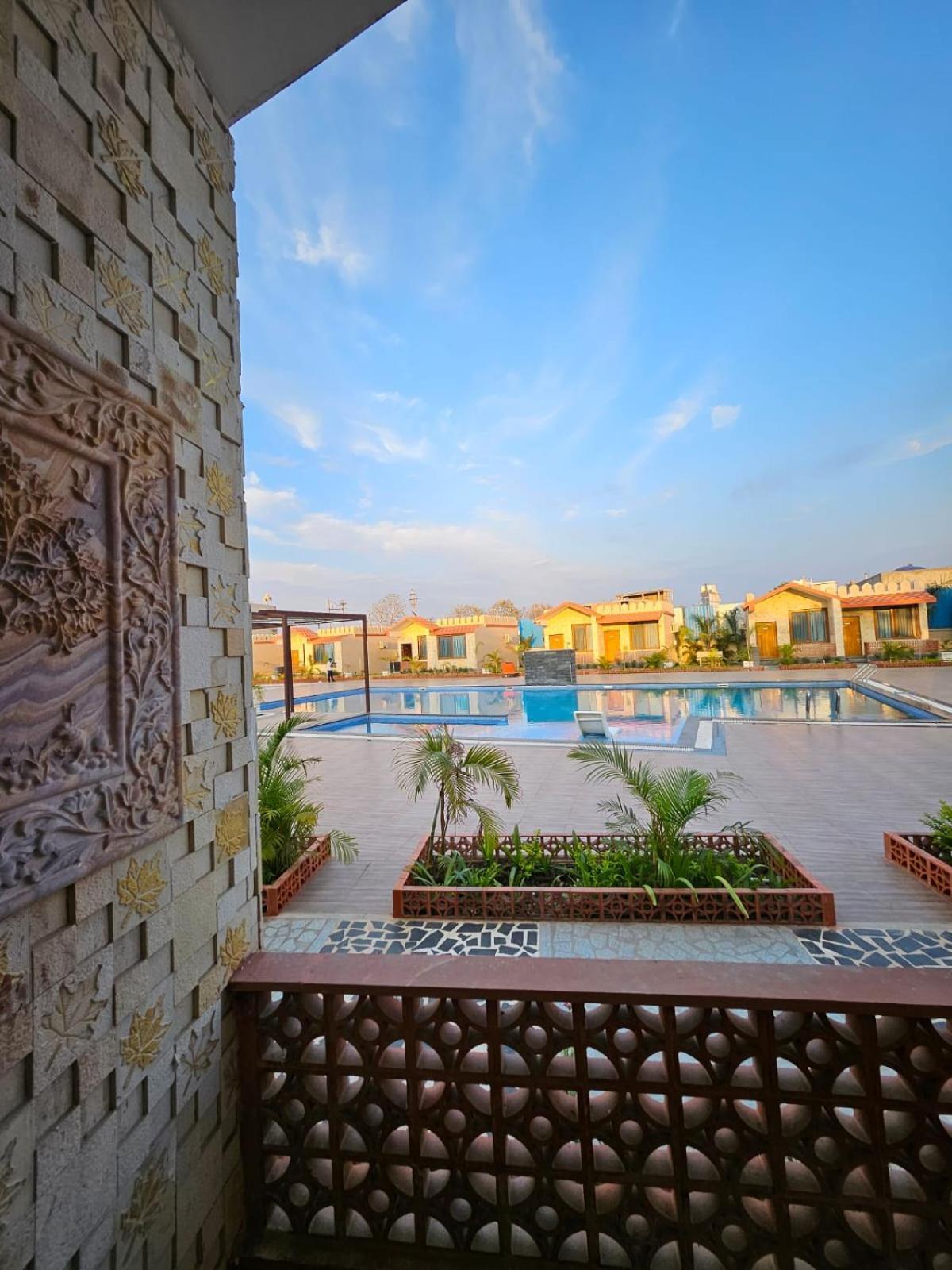 The Mewar Palace And Resort Shivpurī Kültér fotó